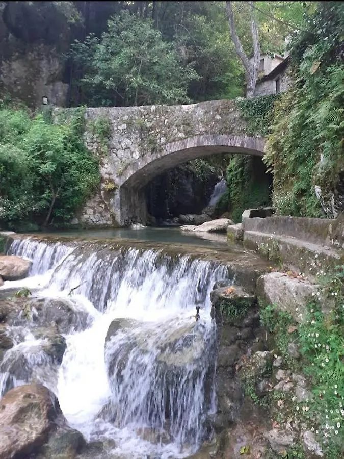 بيت ضيافة B&B Candalla كامايوري إيطاليا